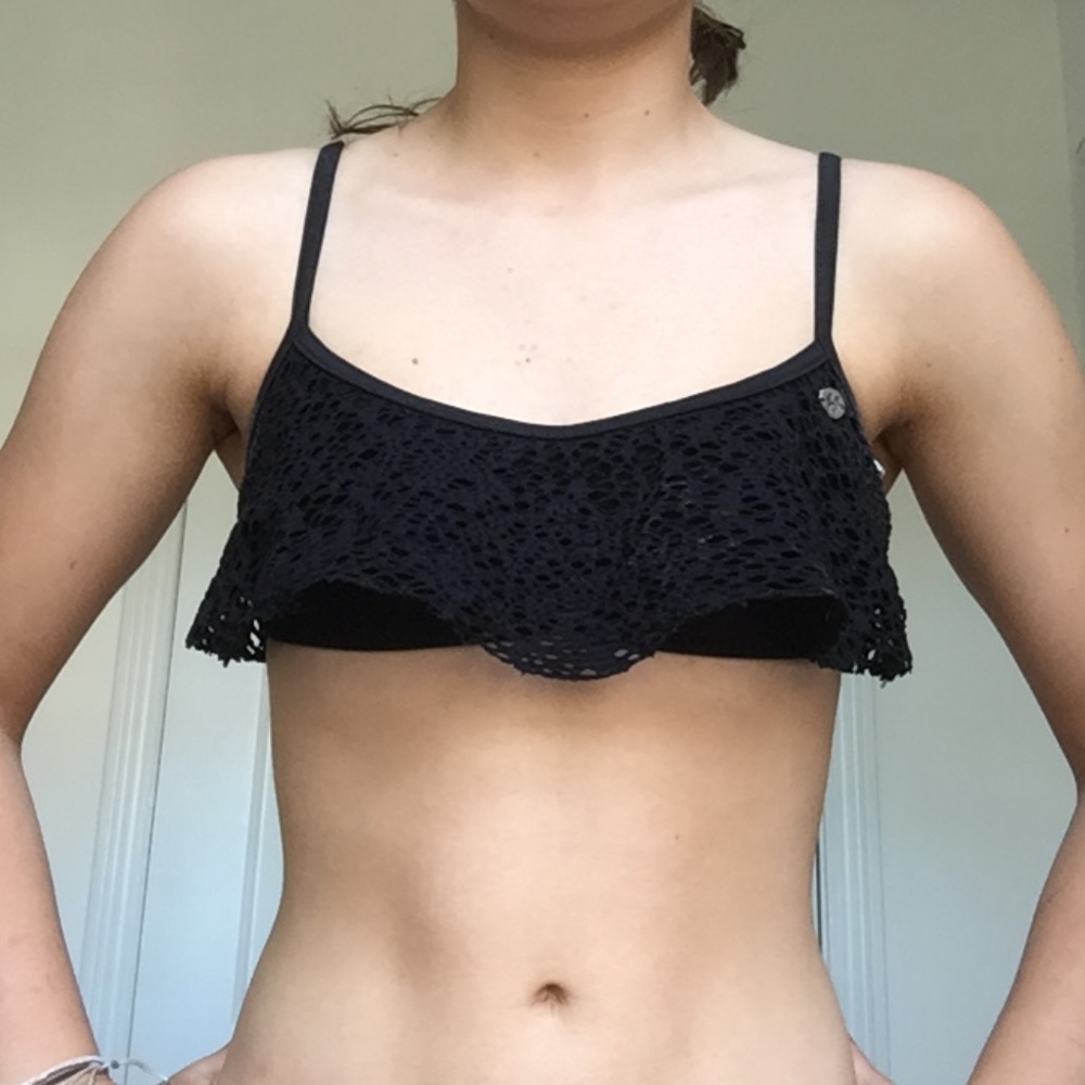 Black bikini top